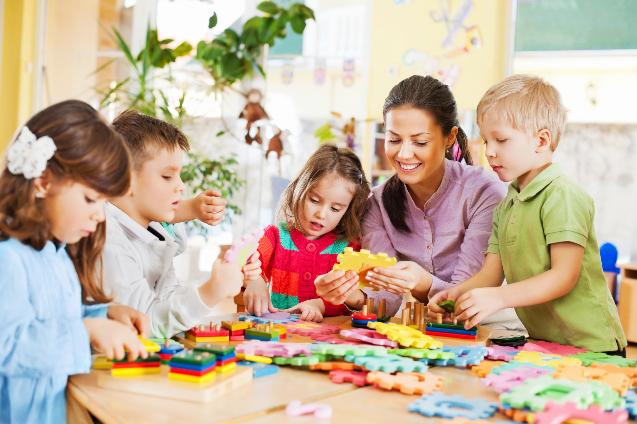Nursery-Teacher-stjosheph-insitute 